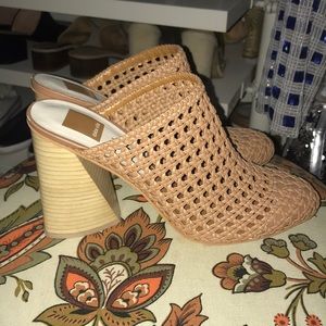 Brand New Dolce Vita 70’s mule heels size 8